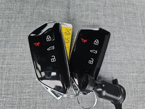 Certified 2023 Volkswagen ID.4 2WD image 34