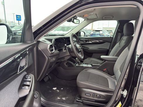 Certified 2024 Chevrolet TrailBlazer LT w/ Convenience Package image 12