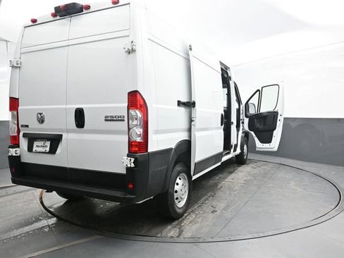 Used 2023 RAM ProMaster 2500 FWD image 48
