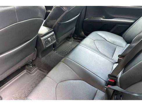 Used 2024 Toyota Camry XSE FWD image 13