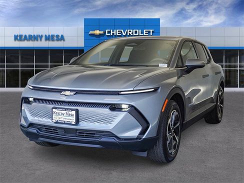 New 2026 Chevrolet Equinox EV LT image 3