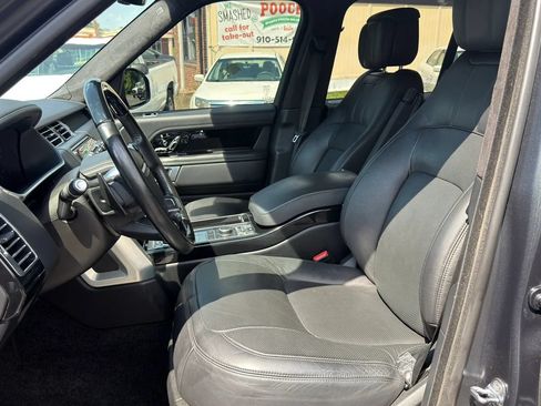 Used 2019 Land Rover Range Rover Supercharged AWD/4WD image 11