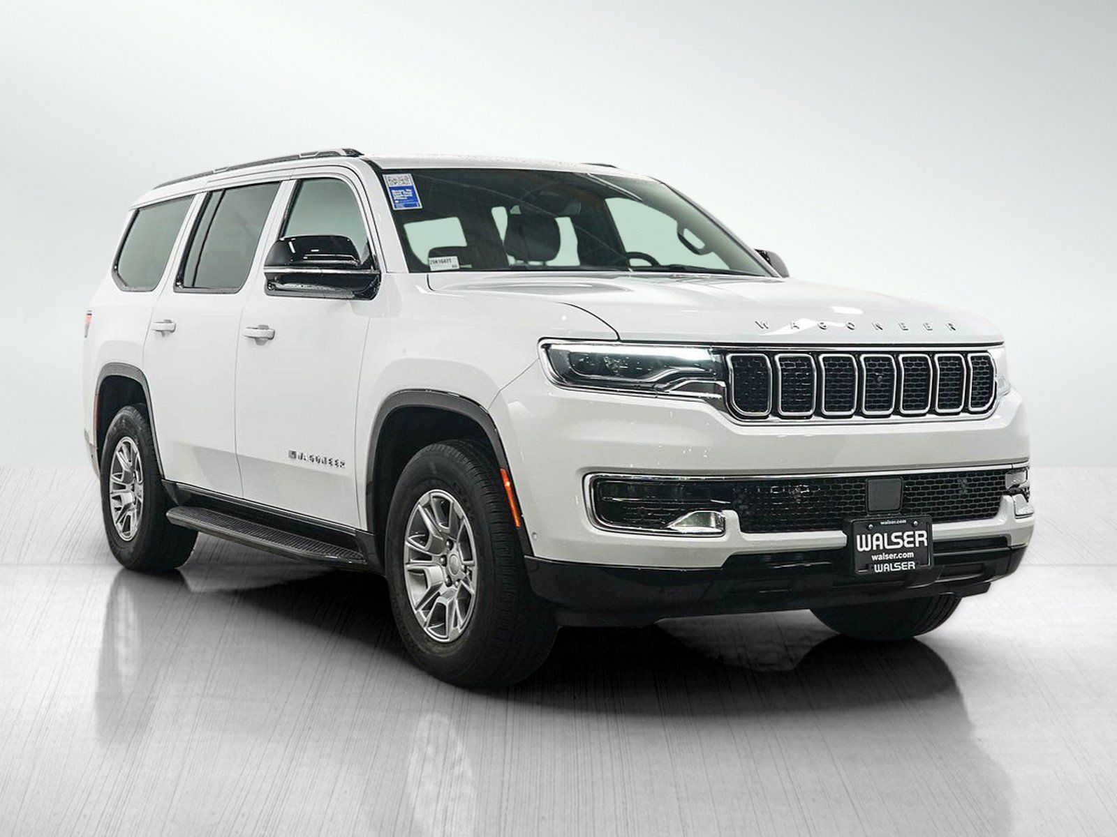 Used 2024 Jeep Wagoneer 4WD w/ Convenience Group I image 8