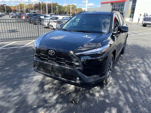 New 2026 Toyota Corolla Cross XLE image 4