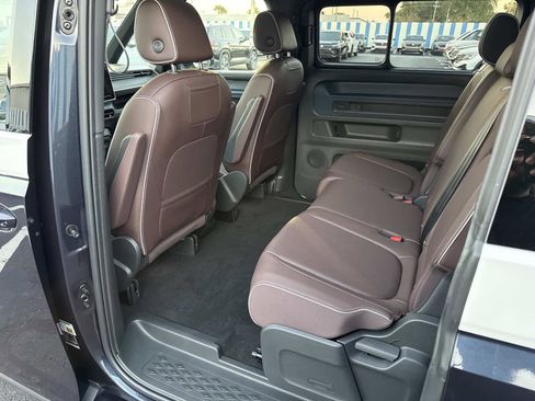 New 2025 Volkswagen ID. Buzz Pro S Plus image 14