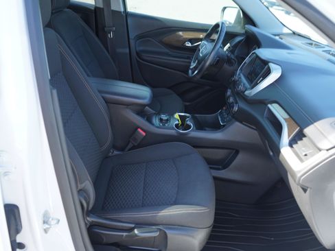 Used 2021 GMC Terrain SLE w/ Driver Convenience Package FWD image 24