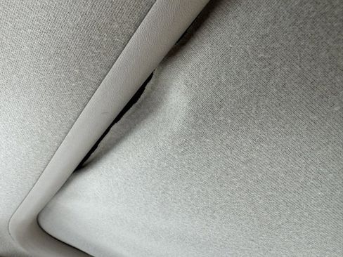 Used 2005 Chevrolet Avalanche Z71 w/ Sun And Sound Package image 28