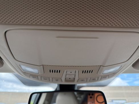 Used 2019 Lincoln MKC Select w/ Select Plus Package AWD/4WD image 20