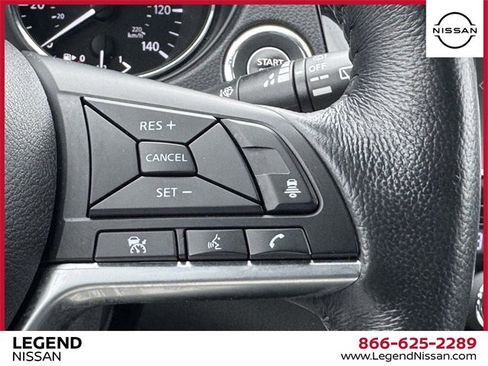 Used 2018 Nissan Rogue SL w/ Premium Package image 20