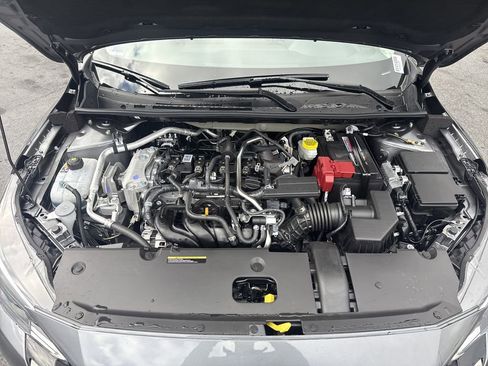 New 2025 Nissan Sentra SR FWD image 9