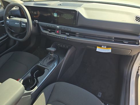 New 2026 Kia K4 LXS image 11