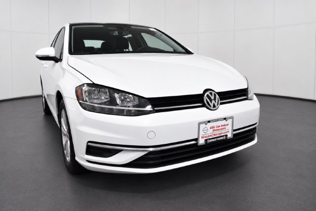 Used 2020 Volkswagen Golf 4-Door FWD image 3