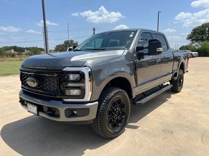 New 2026 Ford F250 Lariat w/ Black Appearance Package