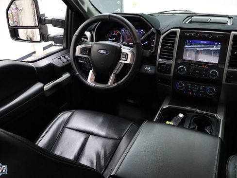 Certified 2020 Ford F250 Lariat w/ Lariat Ultimate Package image 31