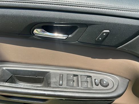 Used 2014 GMC Acadia SLT AWD/4WD image 45