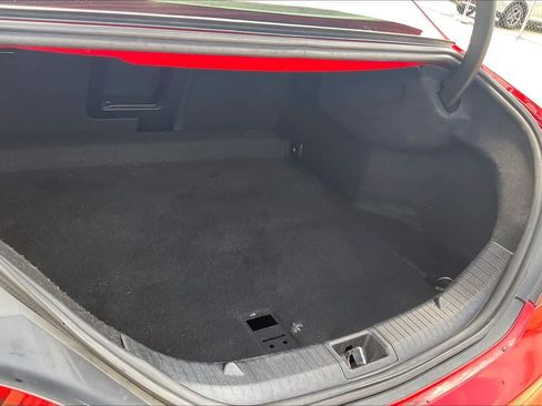 Used 2018 Mercedes-Benz CLA 250 image 16
