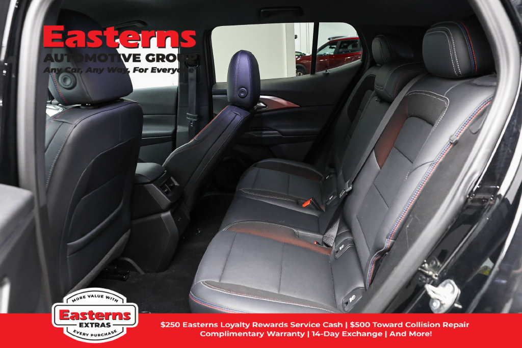 Used 2024 Chevrolet Equinox EV RS FWD image 21