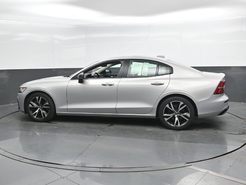 Used 2024 Volvo S60 B5 Core FWD image 9