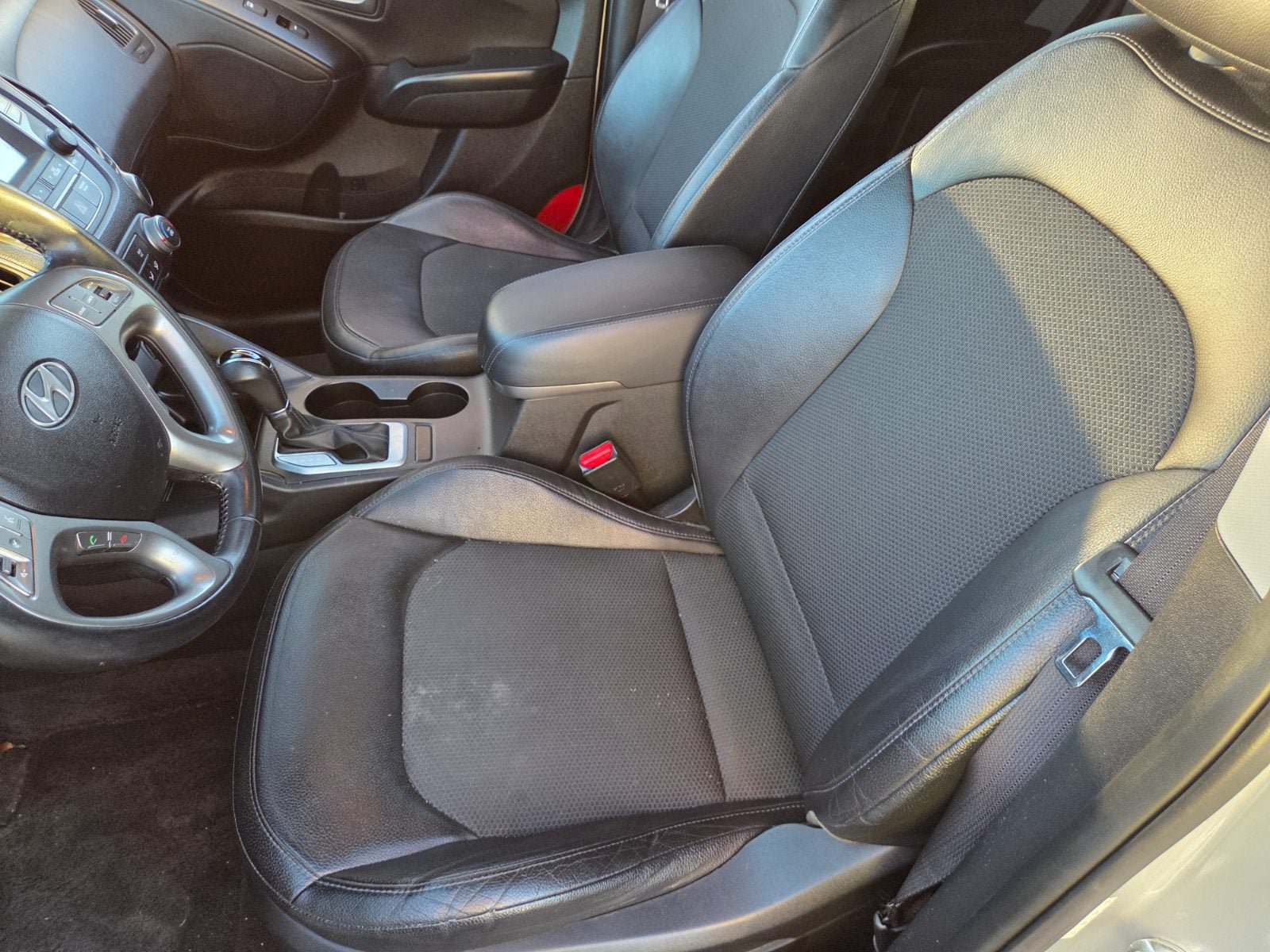 Used 2015 Hyundai Tucson SE FWD image 8