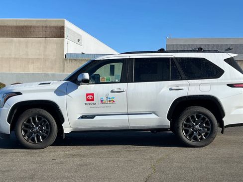 Used 2026 Toyota Sequoia Platinum image 5