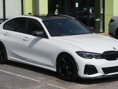 Used 2022 BMW M340i RWD image 5