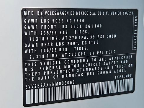 Certified 2022 Volkswagen Tiguan SE image 29