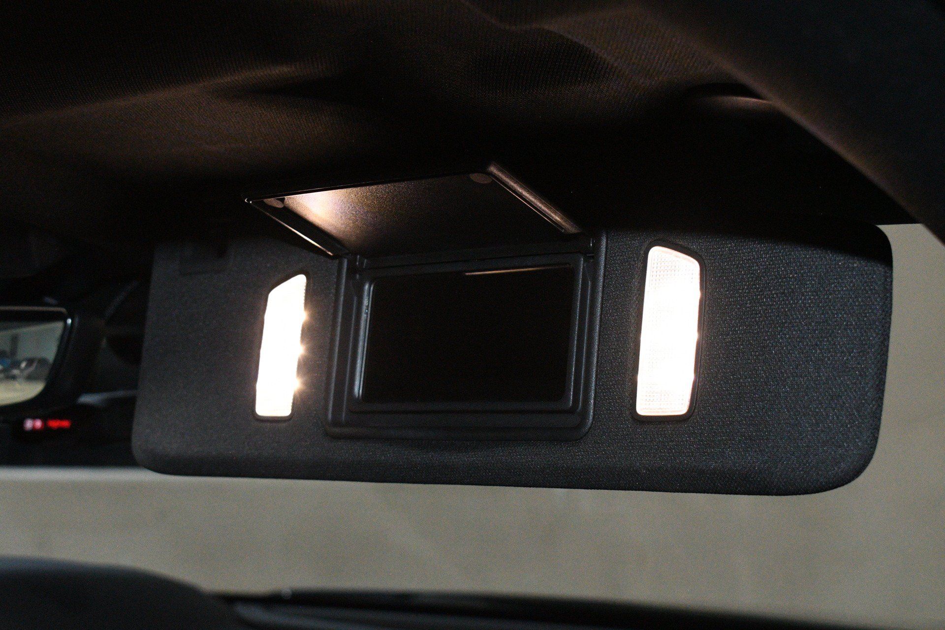 Used 2020 Chevrolet Camaro ZL1 RWD image 22