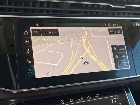 Used 2019 Audi Q8 Premium Plus AWD/4WD image 18