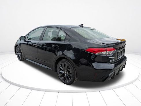 Used 2024 Toyota Corolla SE FWD image 6