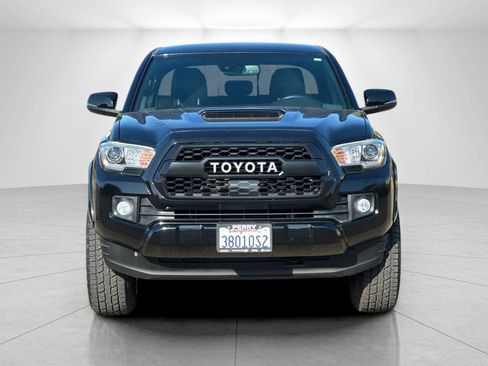 Used 2019 Toyota Tacoma TRD Sport w/ TRD Premium Sport Package RWD image 8