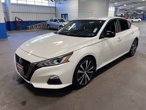Used 2019 Nissan Altima 2.5 SR image 7