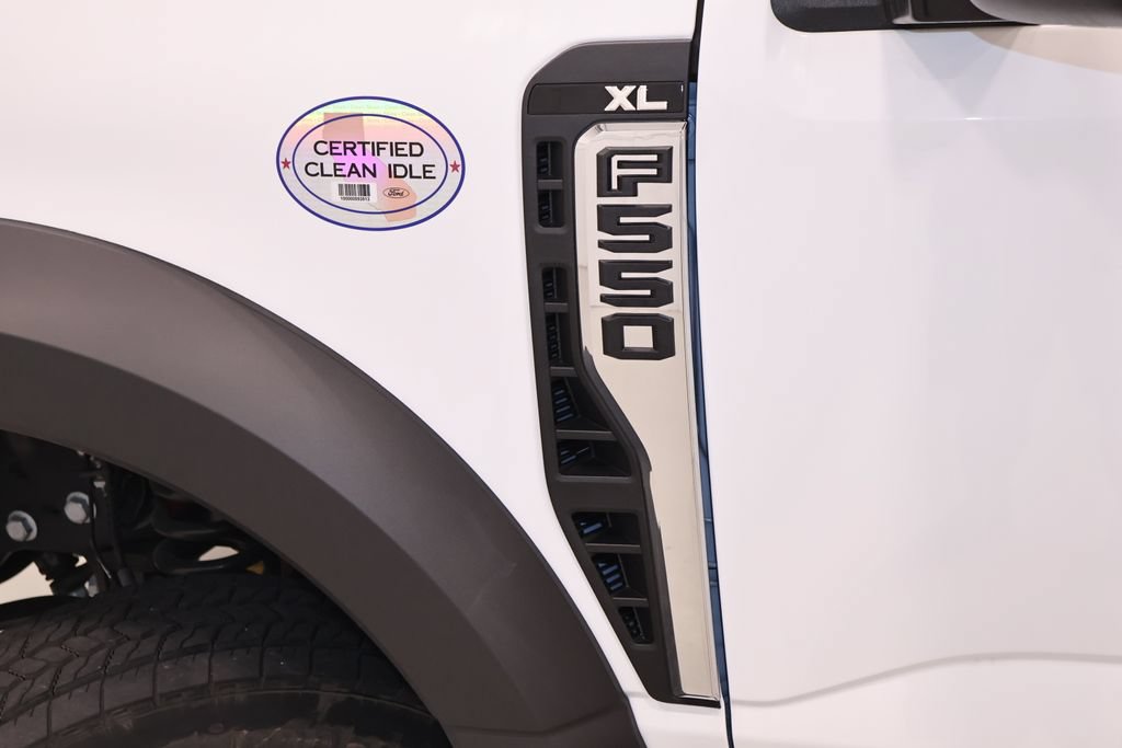 New 2026 Ford F550 4x4 Regular Cab Super Duty image 32
