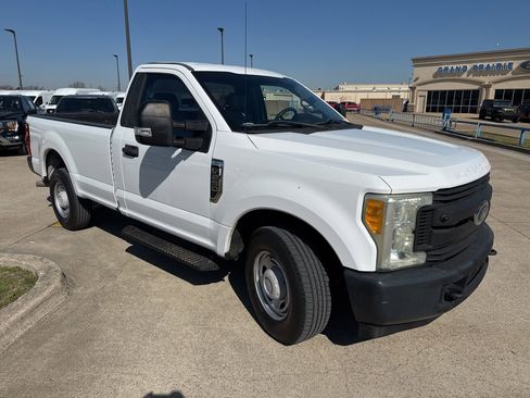 Used 2017 Ford F250 XL w/ Power Equipment Group image 12