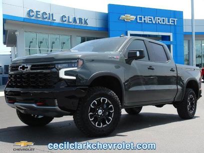 New 2025 Chevrolet Silverado 1500 ZR2 w/ Technology Package