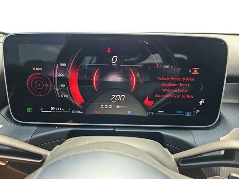 Used 2025 Mercedes-Benz C 300 Sedan image 19