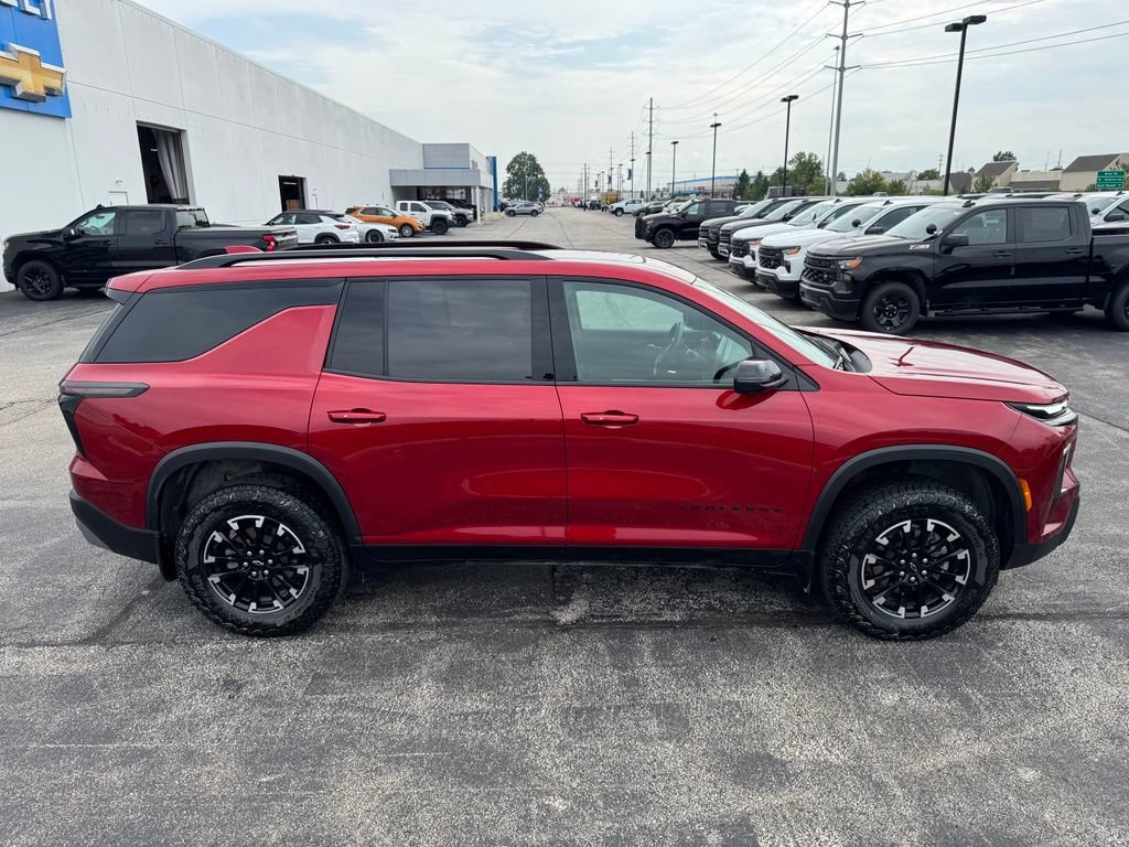 Certified 2025 Chevrolet Traverse Z71 w/ Driver Confidence Package AWD/4WD image 8