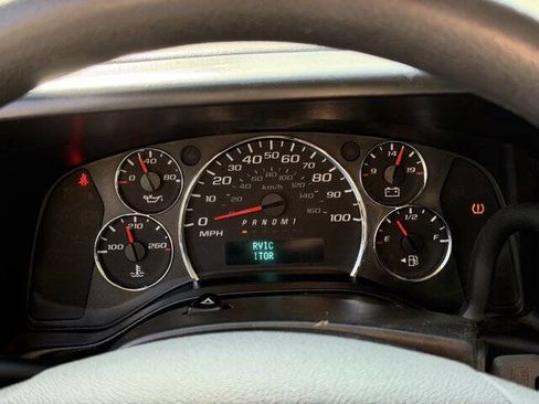 Used 2018 GMC Savana 2500 2500 3dr Cargo Van w/ Driver Convenience Package image 15