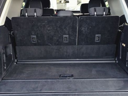 Used 2025 Ford Expedition Active image 6