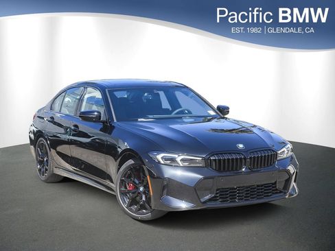 New 2026 BMW 330i Sedan w/ M Sport Package RWD image 1