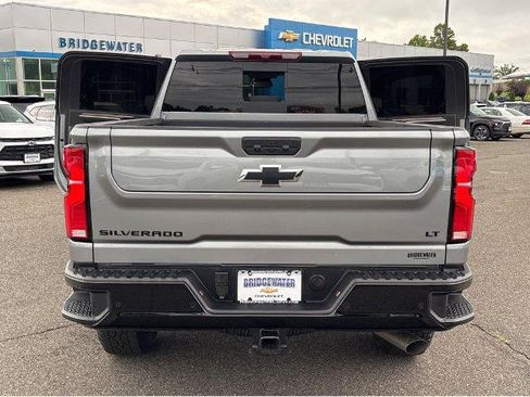 Used 2026 Chevrolet Silverado 2500 LT w/ Trail Boss Package AWD/4WD image 12