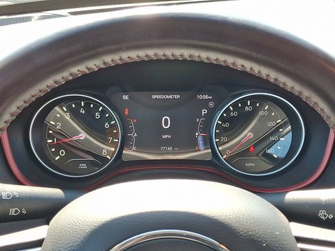 Used 2020 Jeep Compass Trailhawk AWD/4WD image 21