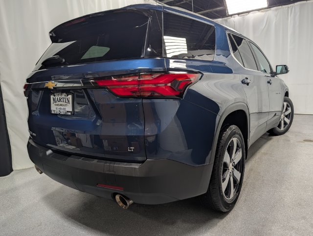 Certified 2023 Chevrolet Traverse LT w/ LT Premium Package AWD/4WD image 3