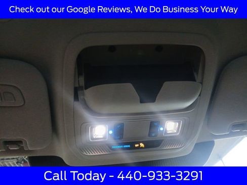 Used 2025 Ford Explorer Active w/ Active Comfort Package image 32