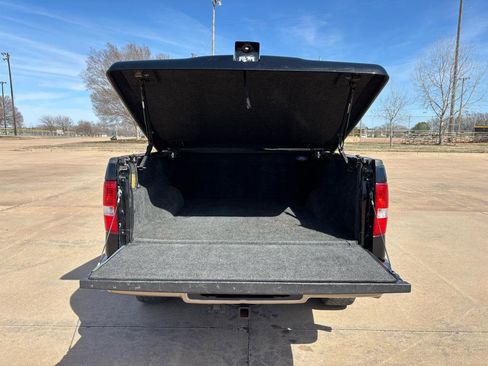 Used 2005 Ford F150 XLT image 31