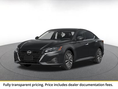 Used 2025 Nissan Altima 2.5 SV