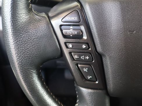 Used 2022 Nissan Frontier SV w/ SV Premium Package AWD/4WD image 19