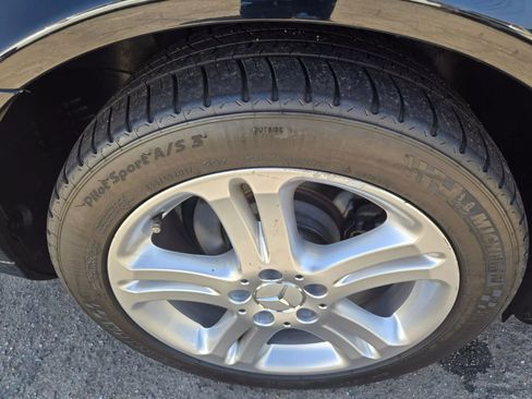 Used 2004 Mercedes-Benz E 500 Sedan image 26