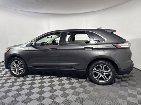 Used 2016 Ford Edge Titanium image 4