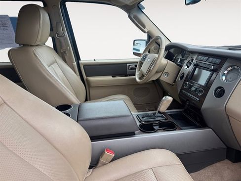 Used 2014 Ford Expedition EL XLT w/ Equipment Group 202A AWD/4WD image 15