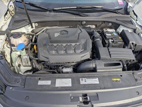 Used 2018 Volkswagen Passat 2.0T SE image 21